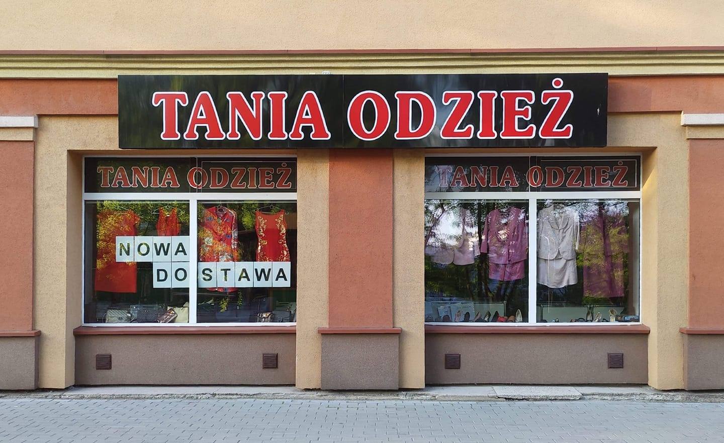 Półka z dodatkami